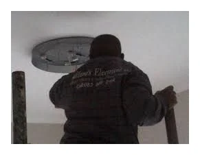 Stafford's Electrical and Building Consultant logo