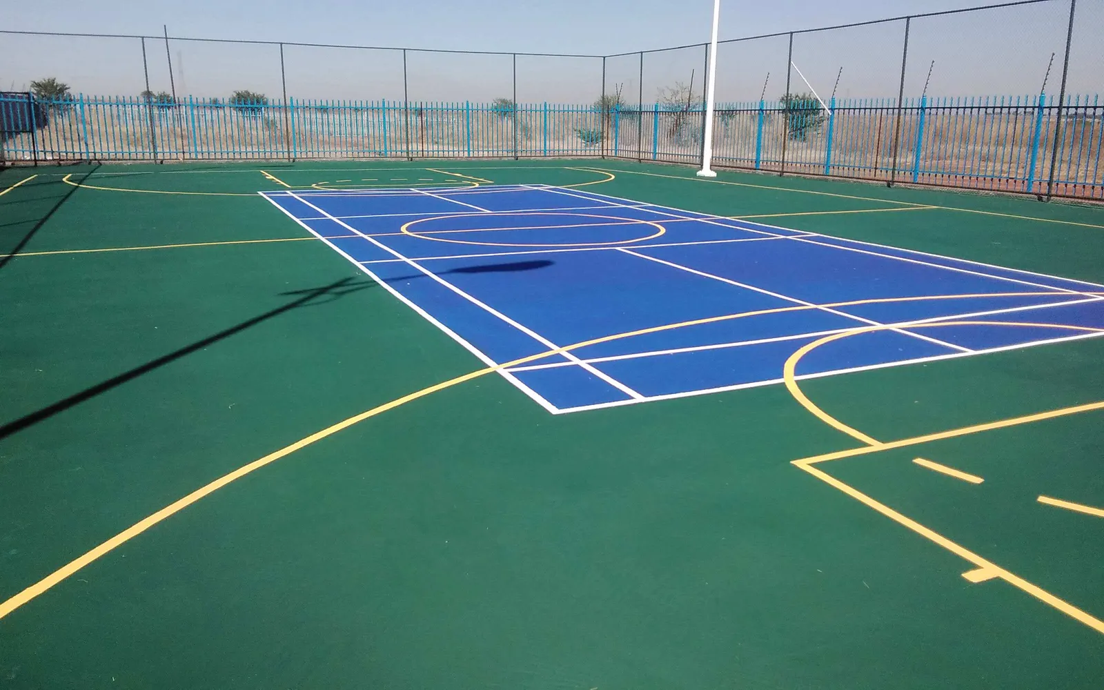 RAINBOW TENNIS COURTS photo 3