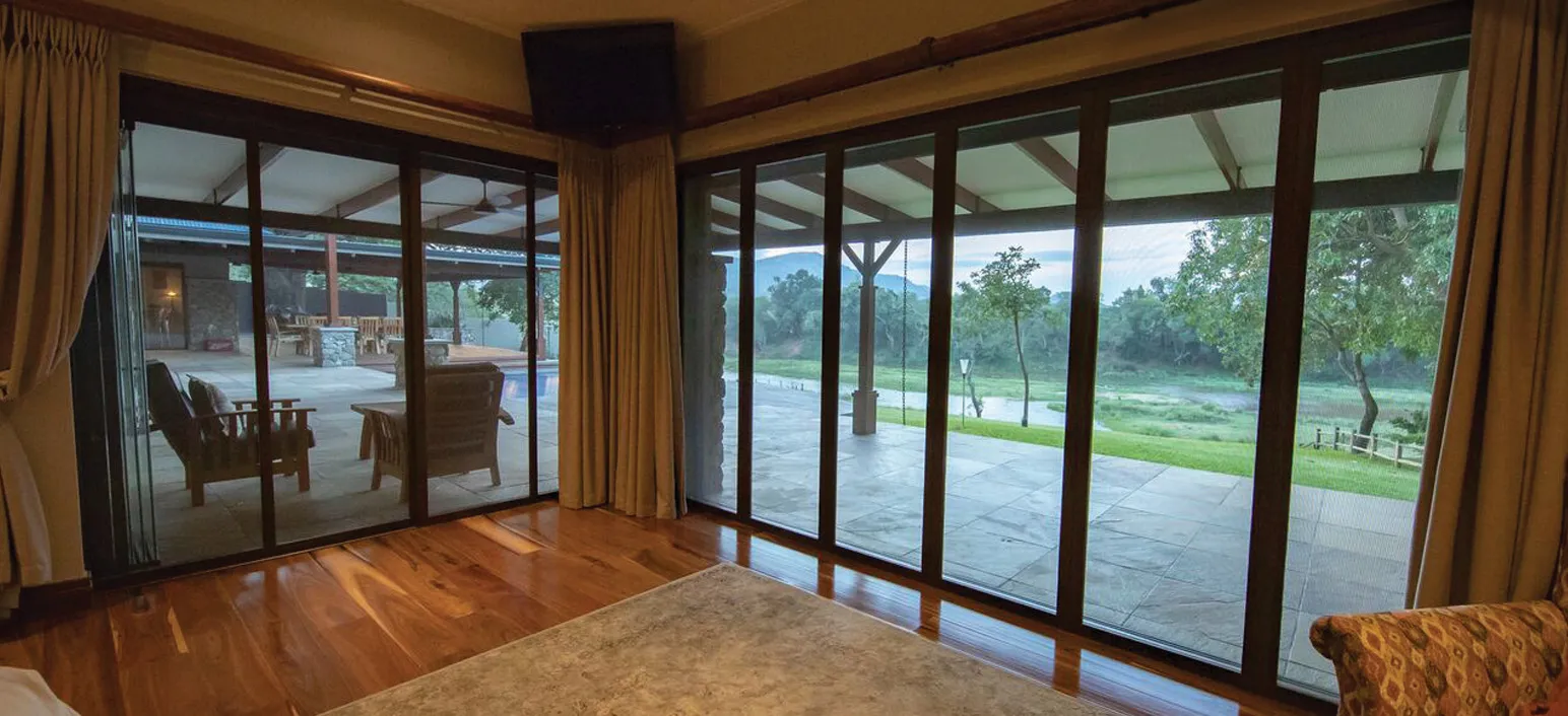 FG Frameless Glass photo 3