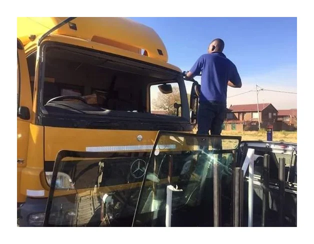 Windscreen Replacement Pros logo
