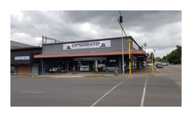 Dadzos Car Dealer logo
